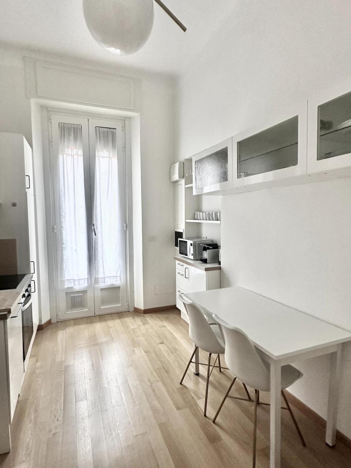 Oasis Of Design And Comfort With Terrace Apartment *
