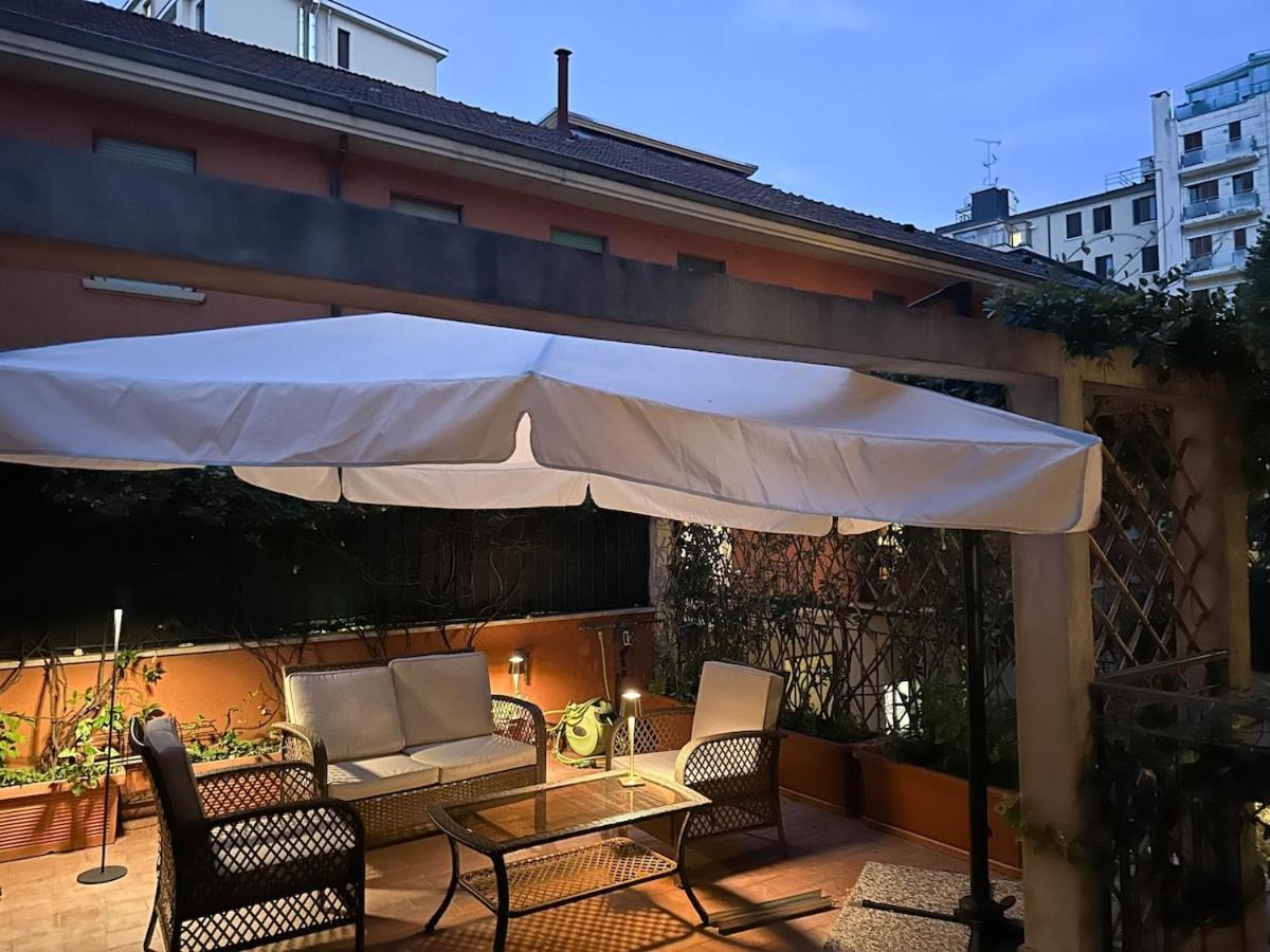 Oasis Of Design And Comfort With Terrace Apartment Milan